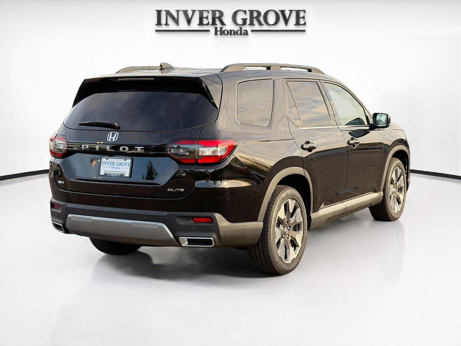 New 2026 Honda Pilot Elite image 2