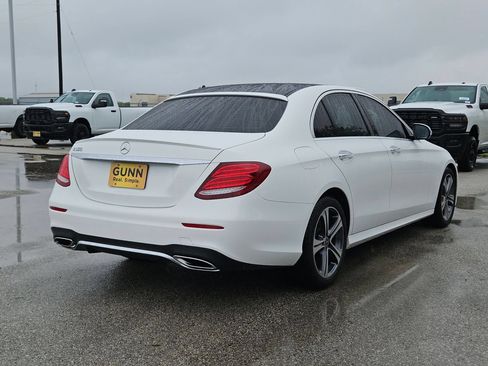 Used 2020 Mercedes-Benz E 350 Sedan image 3