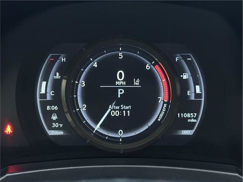 Used 2018 Lexus RC 300 image 19