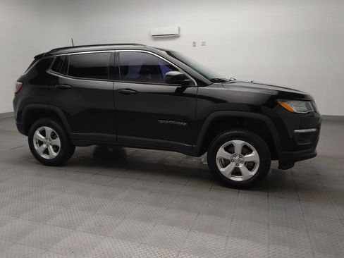 Used 2017 Jeep Compass Latitude image 11