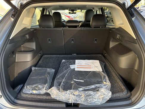New 2026 Volkswagen Tiguan SE image 5