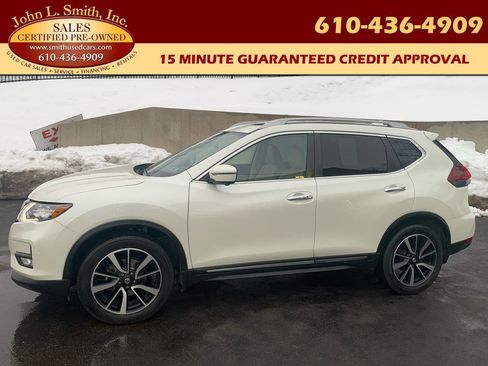 Used 2019 Nissan Rogue SL w/ Premium Package image 1