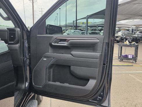 Used 2023 GMC Sierra 1500 SLT w/ SLT Premium Package image 11