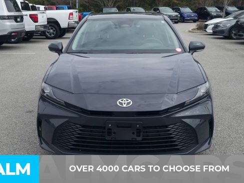 Used 2025 Toyota Camry LE image 2