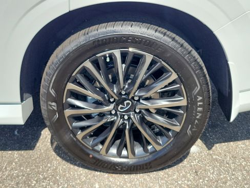 New 2026 INFINITI QX80 Autograph AWD/4WD image 5