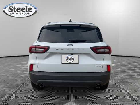 Used 2025 Ford Escape ST-Line Select AWD/4WD image 4