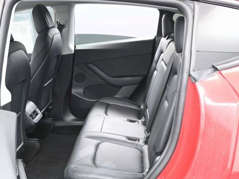 Used 2021 Tesla Model Y Performance image 38