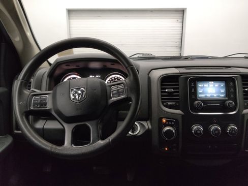 Used 2017 RAM 1500 Express image 22