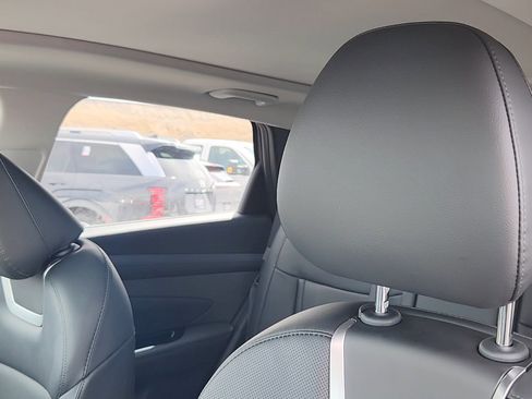 New 2026 Hyundai Tucson Limited image 9