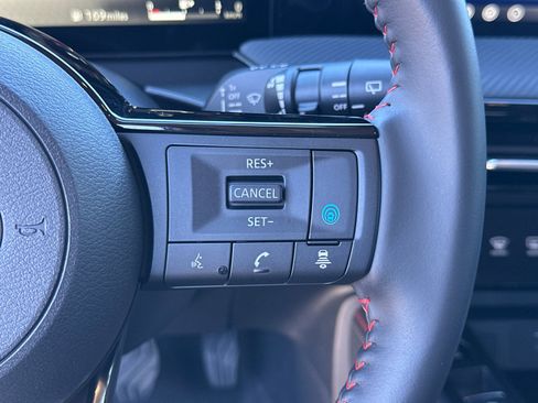 Used 2026 Nissan Kicks SR w/ Illumination Package image 26