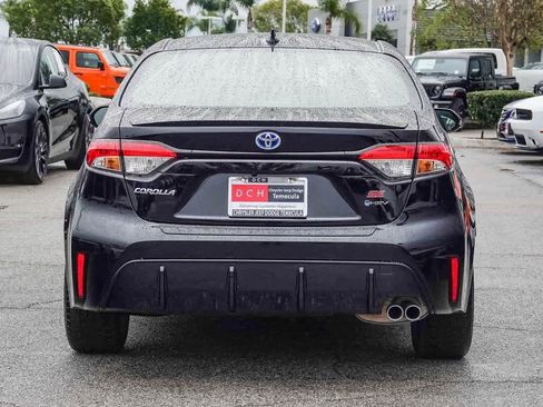 Used 2025 Toyota Corolla SE image 5