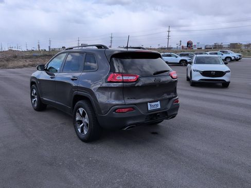 Used 2017 Jeep Cherokee High Altitude image 5