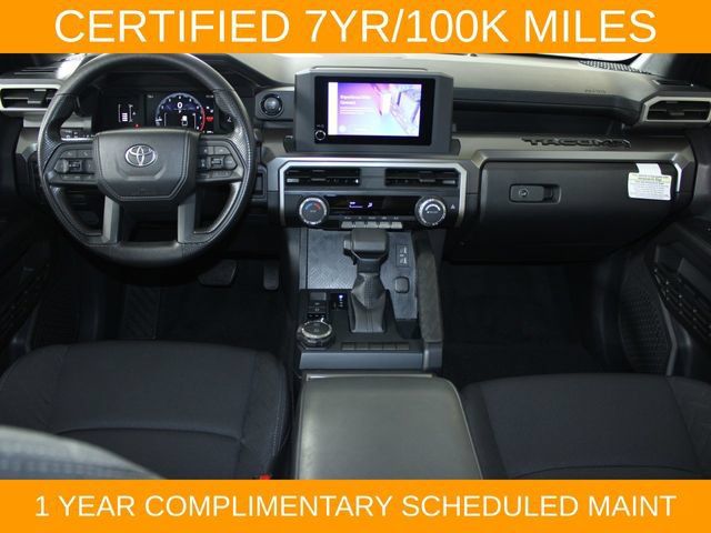 Used 2025 Toyota Tacoma SR5 AWD/4WD image 15
