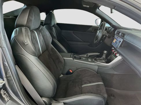 Used 2026 Toyota GR86 Premium w/ ALL Weather Mat Package (TMS) RWD image 27