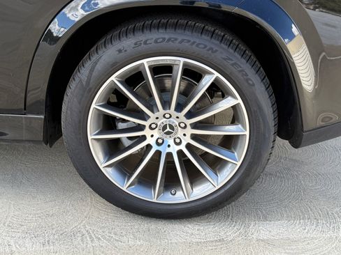 Used 2025 Mercedes-Benz GLE 580 4MATIC image 15
