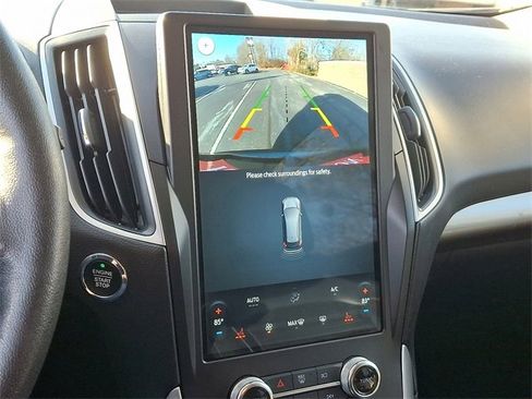 Used 2024 Ford Edge SEL image 18