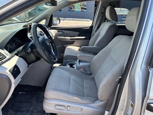 Used 2014 Honda Odyssey LX image 7
