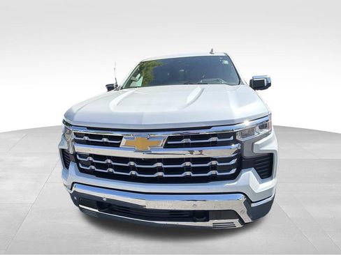 Used 2024 Chevrolet Silverado 1500 LTZ w/ LTZ Premium Package AWD/4WD image 6