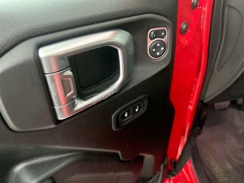 Used 2022 Jeep Wrangler Unlimited Sport AWD/4WD image 21