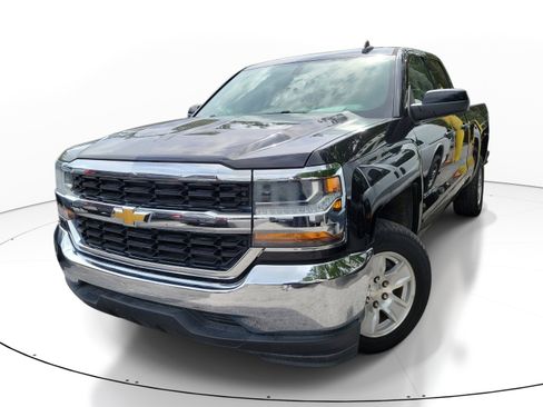 Used 2018 Chevrolet Silverado 1500 LT RWD image 3