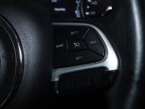 Used 2018 Jeep Compass Limited w/ Navigation Group image 25