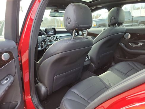 Used 2017 Mercedes-Benz C 300 4MATIC Sedan image 14