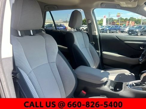 Used 2024 Subaru Outback Premium AWD/4WD image 6