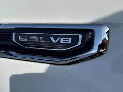 Used 2025 GMC Sierra 1500 SLT image 4