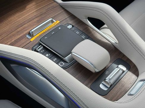 New 2025 Mercedes-Benz GLE 580 4MATIC image 30