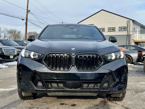 Used 2024 BMW X6 xDrive40i w/ Executive Package image 2