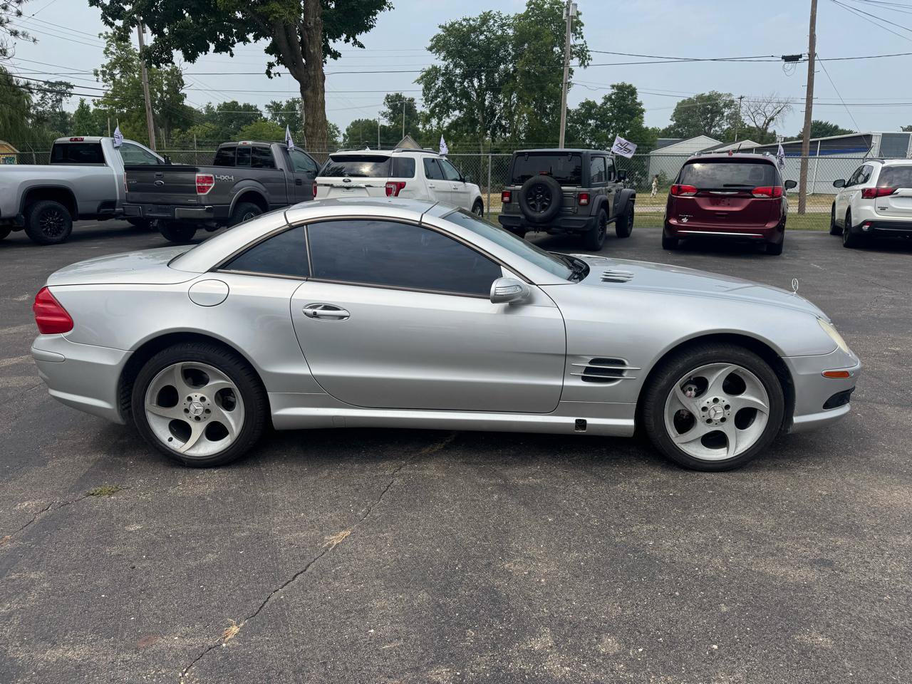 Used 2004 Mercedes-Benz SL 500 image 2