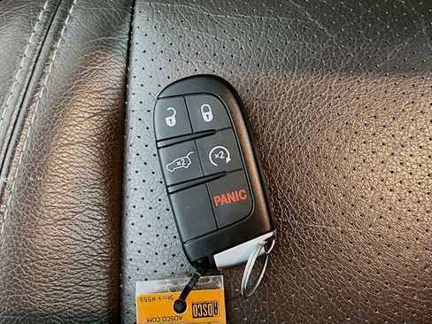 Used 2020 Jeep Grand Cherokee Summit w/ Platinum Series Group AWD/4WD image 32