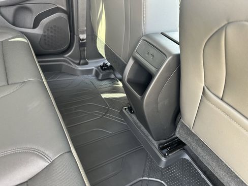 New 2026 Chevrolet Trax ACTIV w/ Sunroof Package image 29