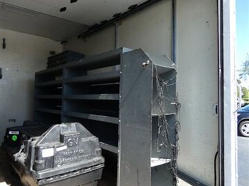 Used 2017 Chevrolet Express 3500 image 32