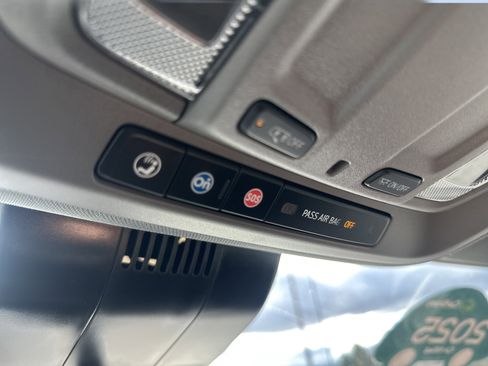 Certified 2025 Chevrolet Silverado 1500 LT image 19