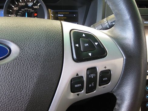 Used 2013 Ford Explorer Limited image 16