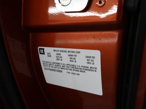Used 2005 Chevrolet Corvette Convertible w/ Preferred Equipment Group RWD image 53