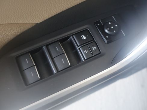 Used 2025 Toyota RAV4 XLE w/ Convenience Package AWD/4WD image 12