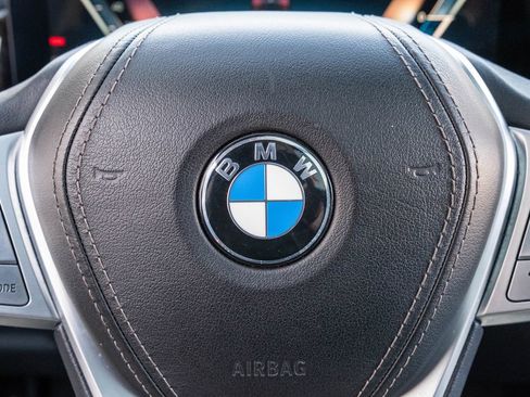 Used 2024 BMW X7 xDrive40i image 22