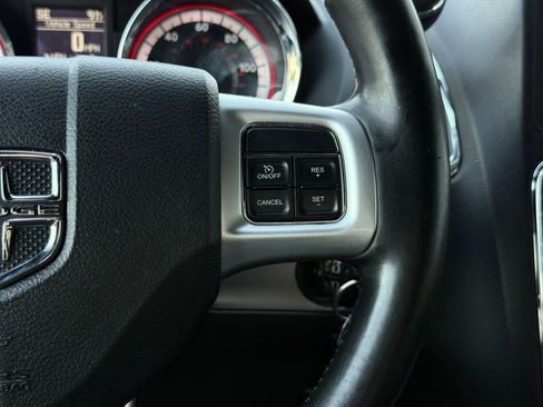 Used 2019 Dodge Grand Caravan GT FWD image 31