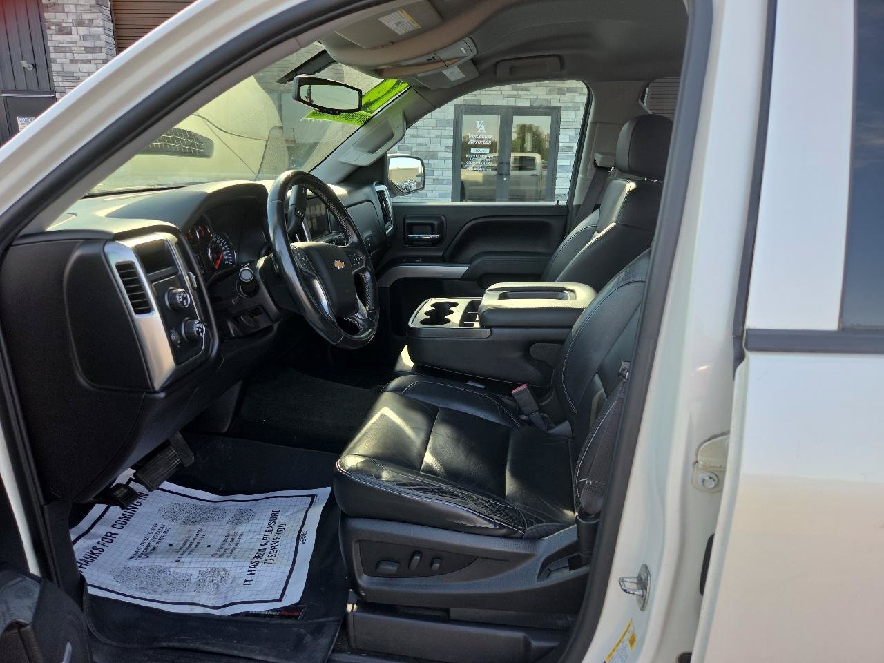 Used 2014 Chevrolet Silverado 1500 LT w/ LT Convenience Package AWD/4WD image 7