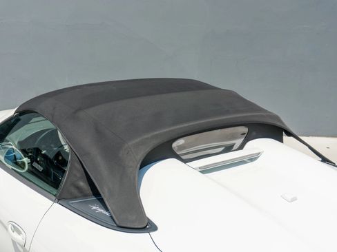 Used 2016 Porsche Boxster Spyder RWD image 49