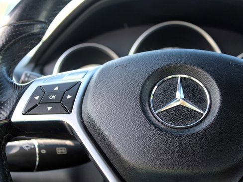 Used 2012 Mercedes-Benz C 300 4MATIC Sedan image 13