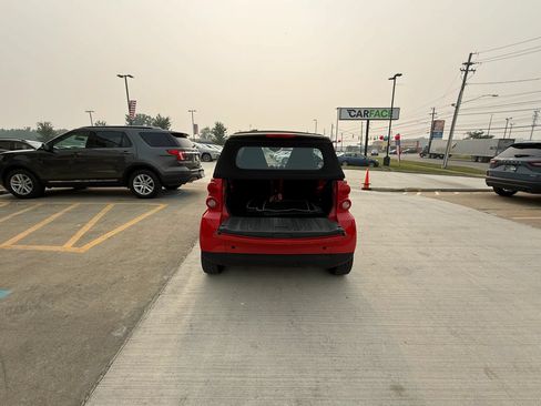 Used 2009 smart fortwo passion RWD image 13