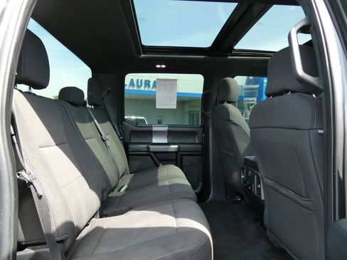 Used 2017 Ford F150 XLT w/ Equipment Group 302A Luxury AWD/4WD image 15