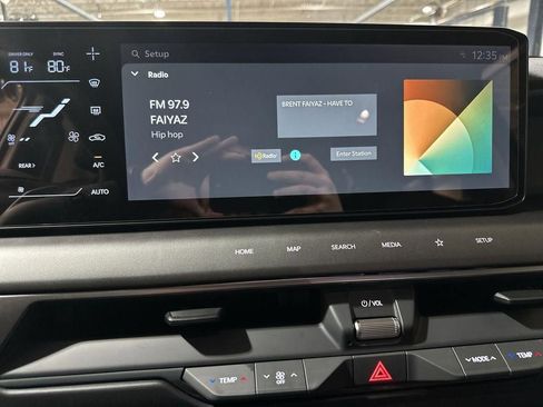 New 2026 Kia EV9 Light image 11