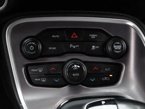 Used 2020 Dodge Challenger GT image 29