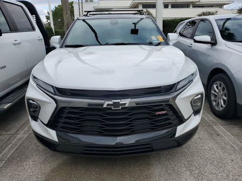 Used 2023 Chevrolet Blazer RS image 2