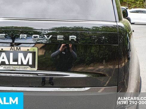 Used 2023 Land Rover Range Rover SE AWD/4WD image 12