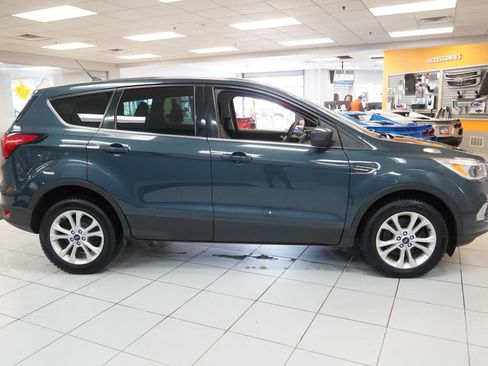 Used 2019 Ford Escape SE AWD/4WD image 12